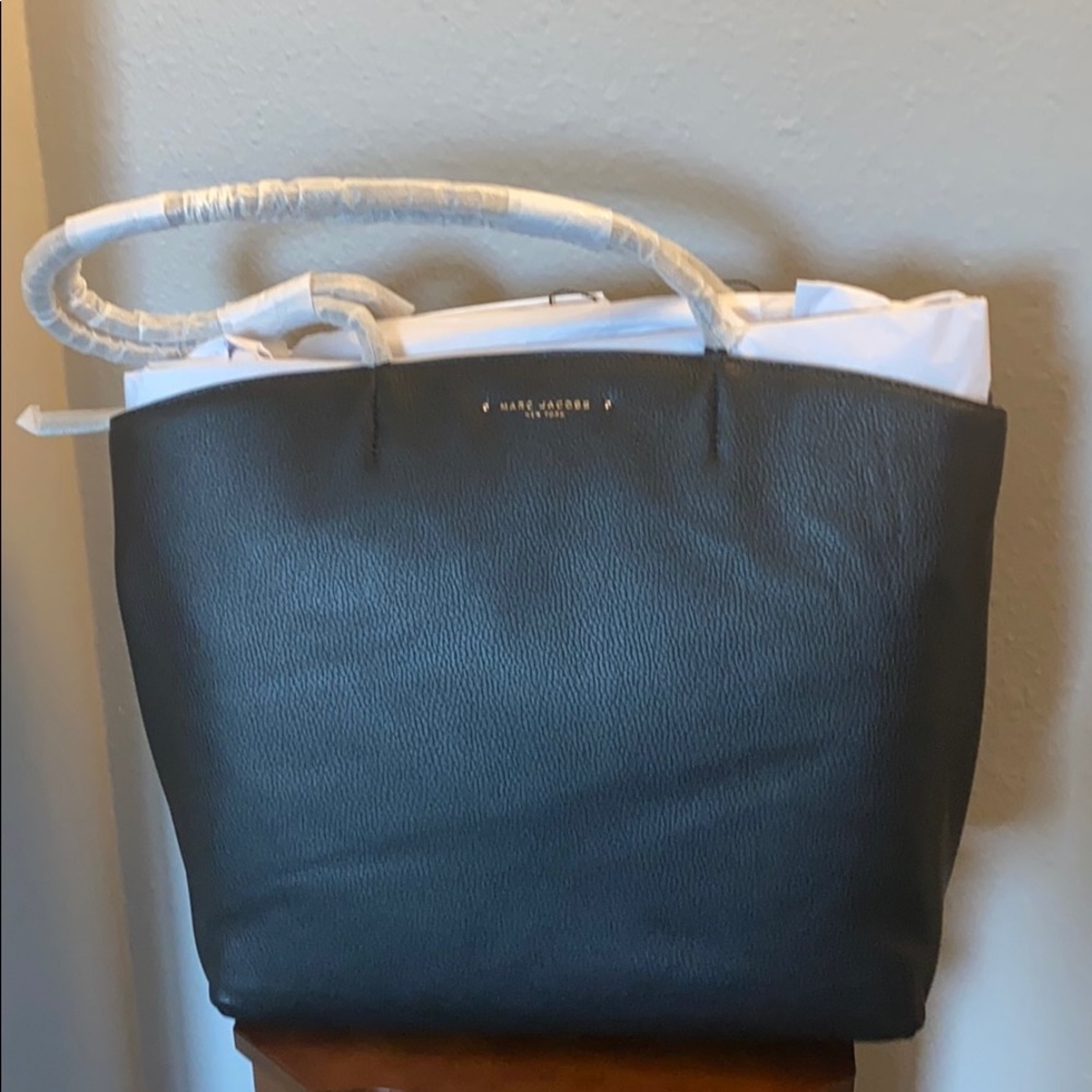 NEW Marc Jacobs Black Supple Leather Tote Bag